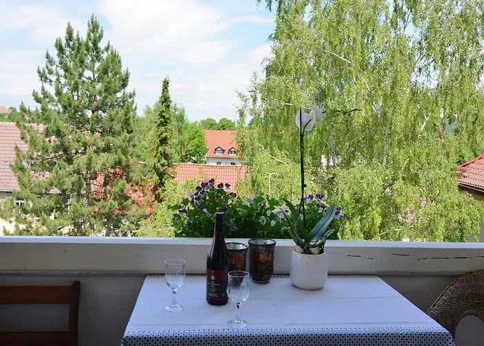 Modern In A Listed With Beautiful View From Balcony Lägenhet