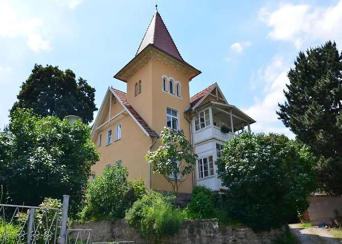 Modern In A Listed With Beautiful View From Balcony Lägenhet *