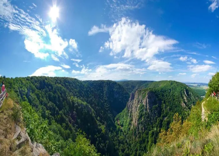 Lägenhet Modern In A Listed With Beautiful View From Balcony *