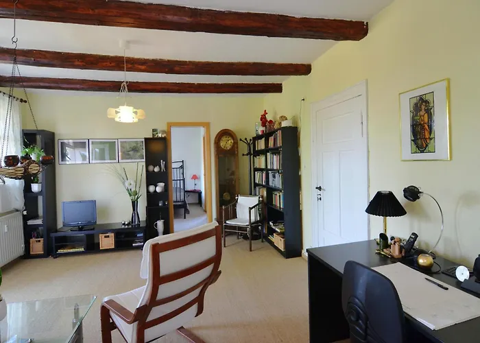 Modern In A Listed With Beautiful View From Balcony Lägenhet *